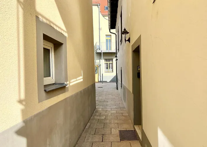 Meissner Elb-domizil 2 *